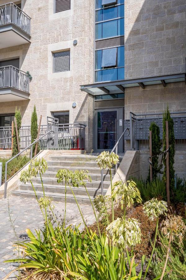 2Bdr W Parking Shirat Haneviim - Mamilla Area Sea-U Jerusalem Eksteriør bilde